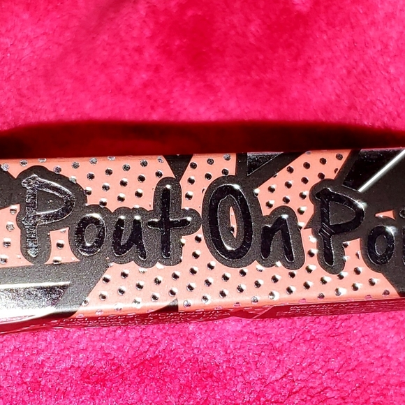 Nude makeup bundle - Picture 8 of 11